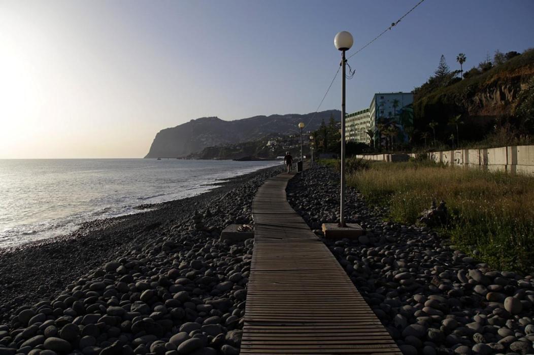 Beach Flat - Apartamento Praia Doca Do Cavacas Funchal  Esterno foto